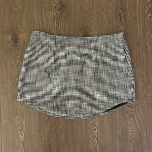 Abercrombie & Fitch houndstooth skirt. Size XL.